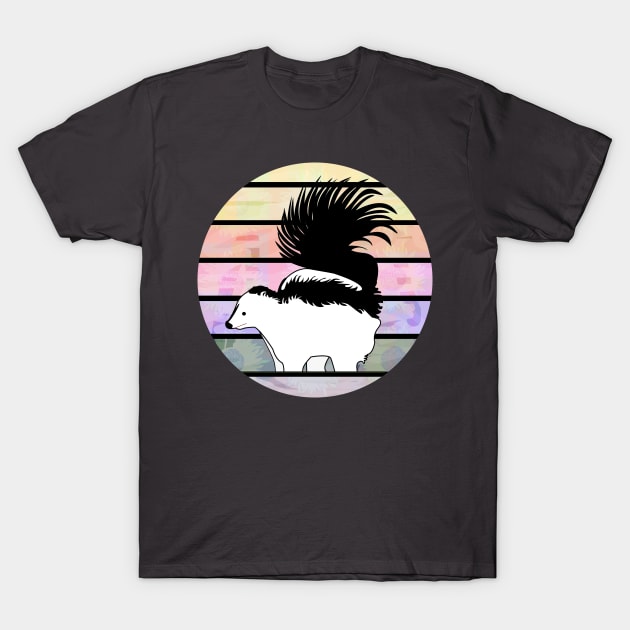 Skunk T-Shirt by momomoma